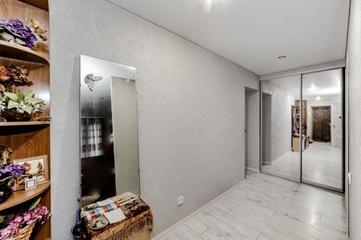 3-комн квартира Атарбекова ул, 25