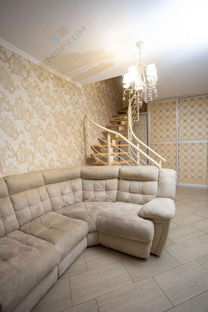 3-комн квартира им. Ивана Рослого ул, 18к3