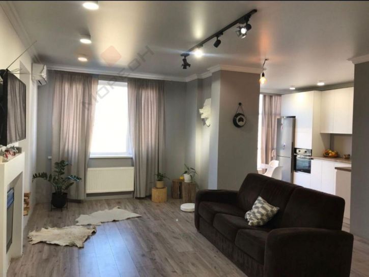 3-комн квартира Героя Сарабеева ул, 12/1