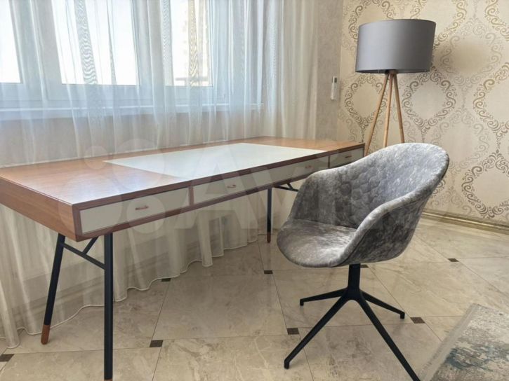 2-комн квартира Российская ул, 74