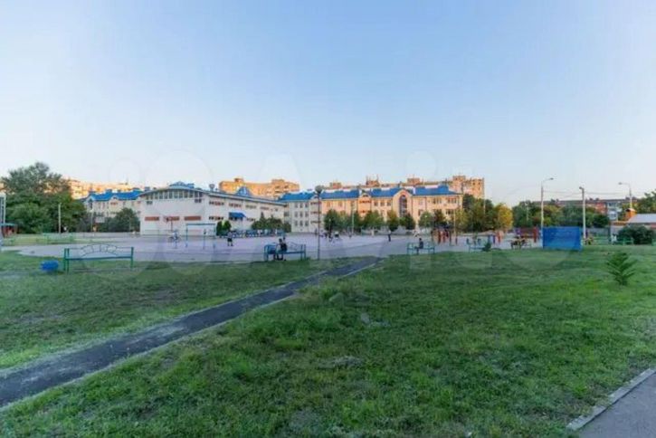 2-комн квартира Школьная ул, 15/3