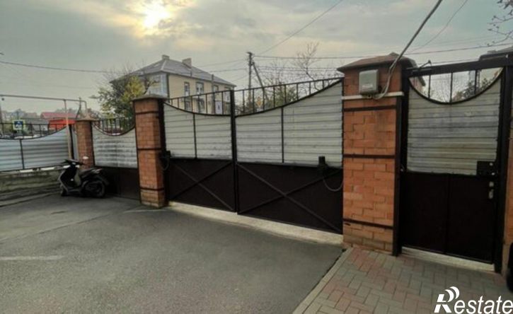 2-комн квартира улица 1 Мая, 302,  д. 302