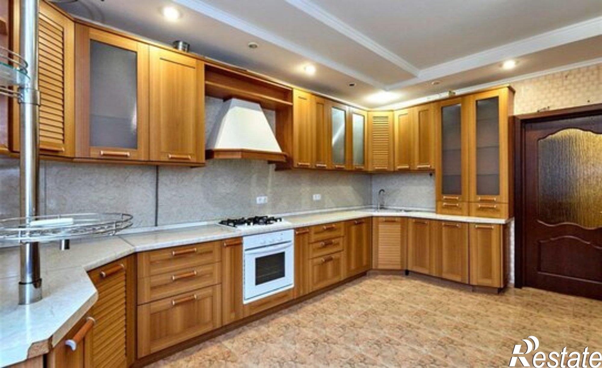 Купить квартиру за 12 600 000 рублей на Гаражная улица, 81/9