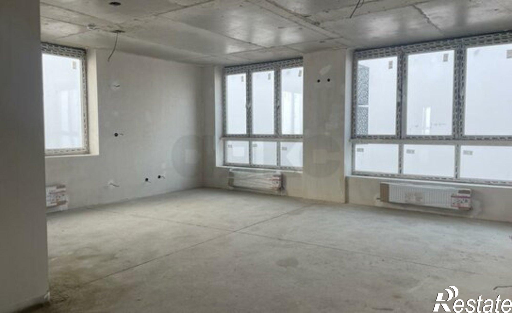 Купить квартиру за 30 000 000 рублей на Обрывная улица, 132/1