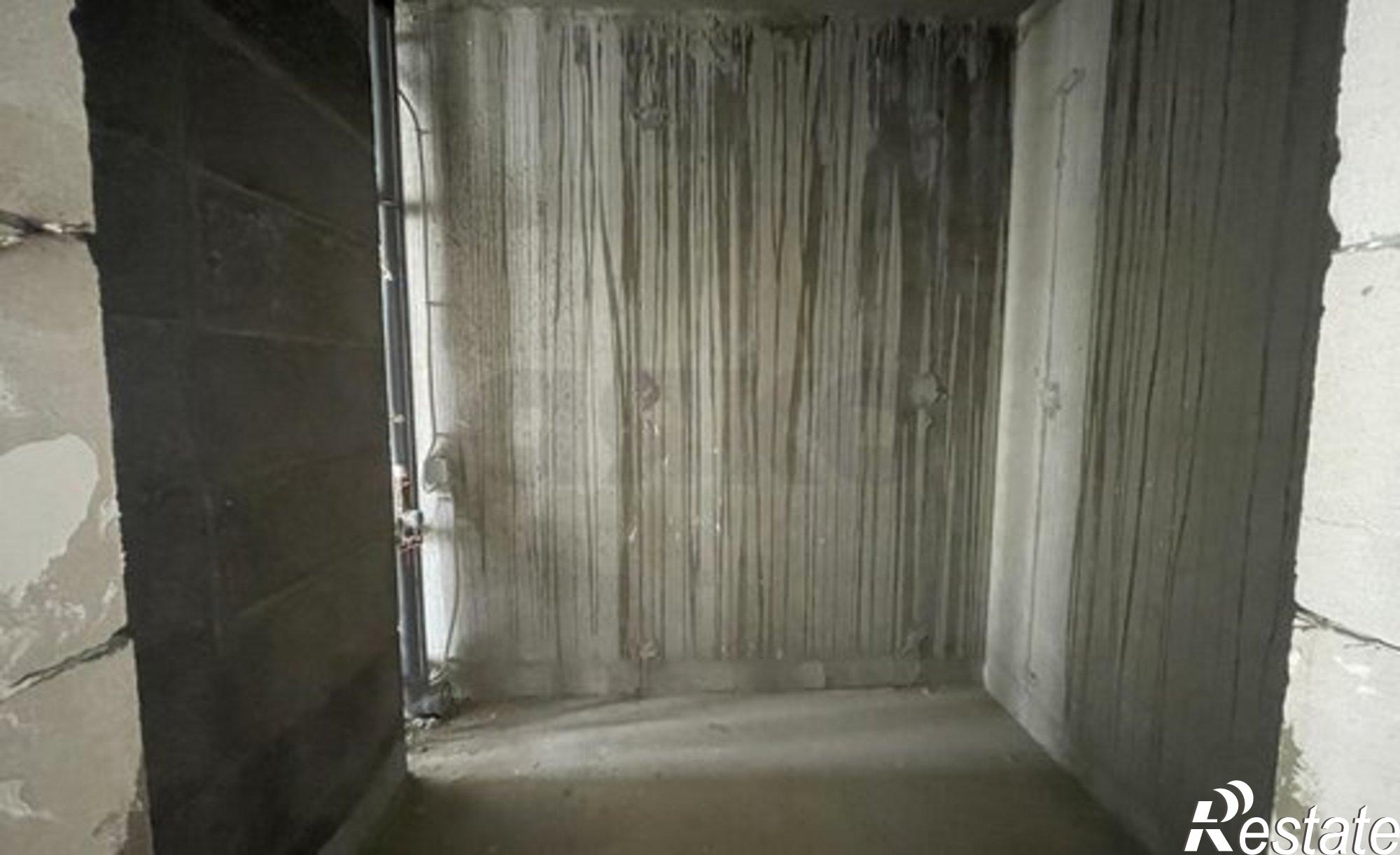 Купить квартиру за 30 000 000 рублей на Обрывная улица, 132/1