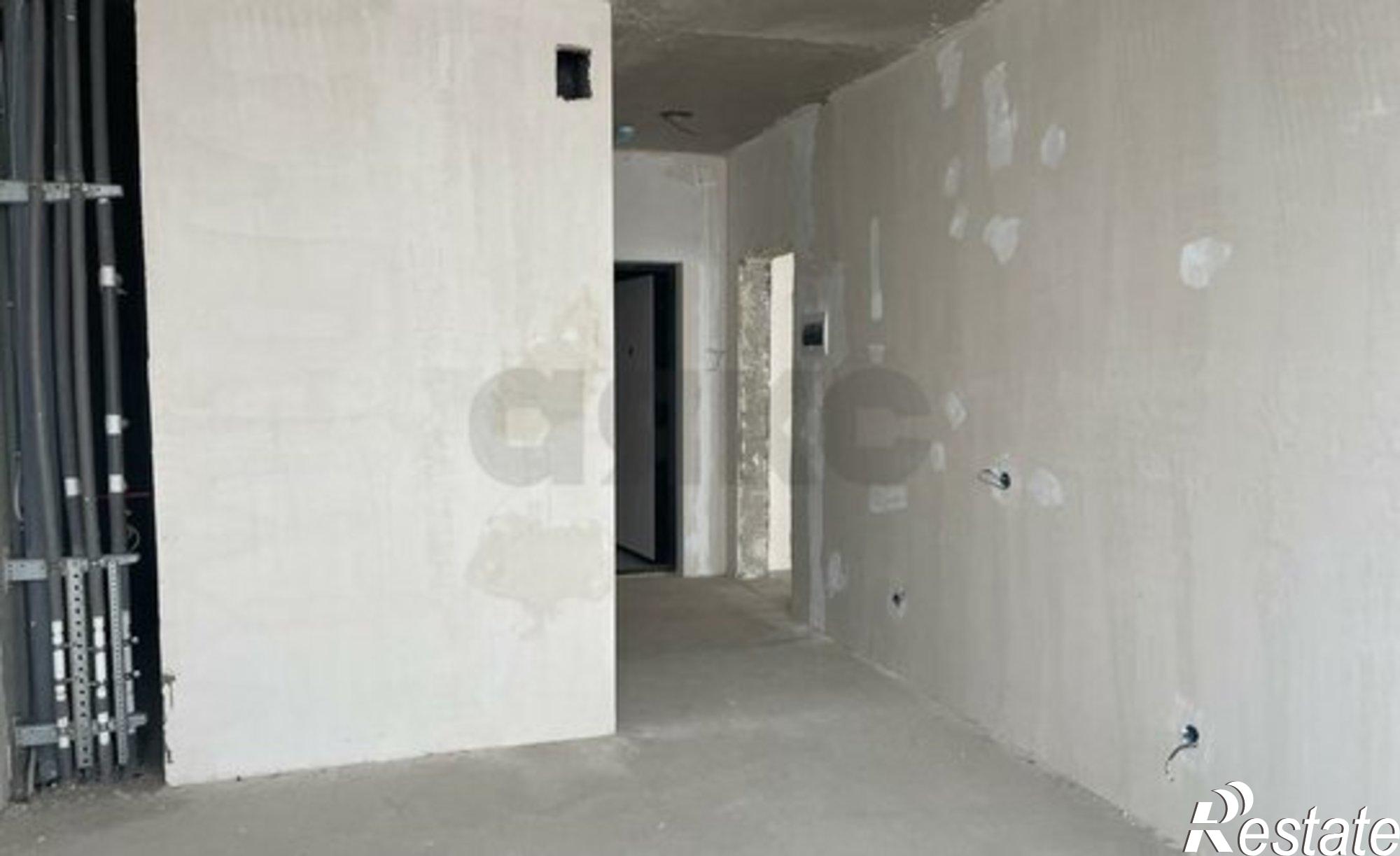 Купить квартиру за 30 000 000 рублей на Обрывная улица, 132/1