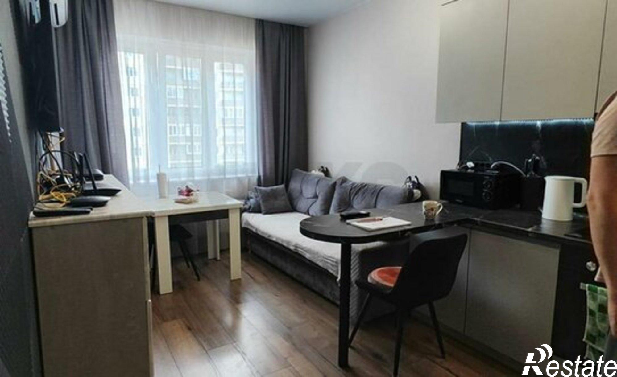 Купить квартиру за 7 400 000 рублей на улица Петра Метальникова, 38