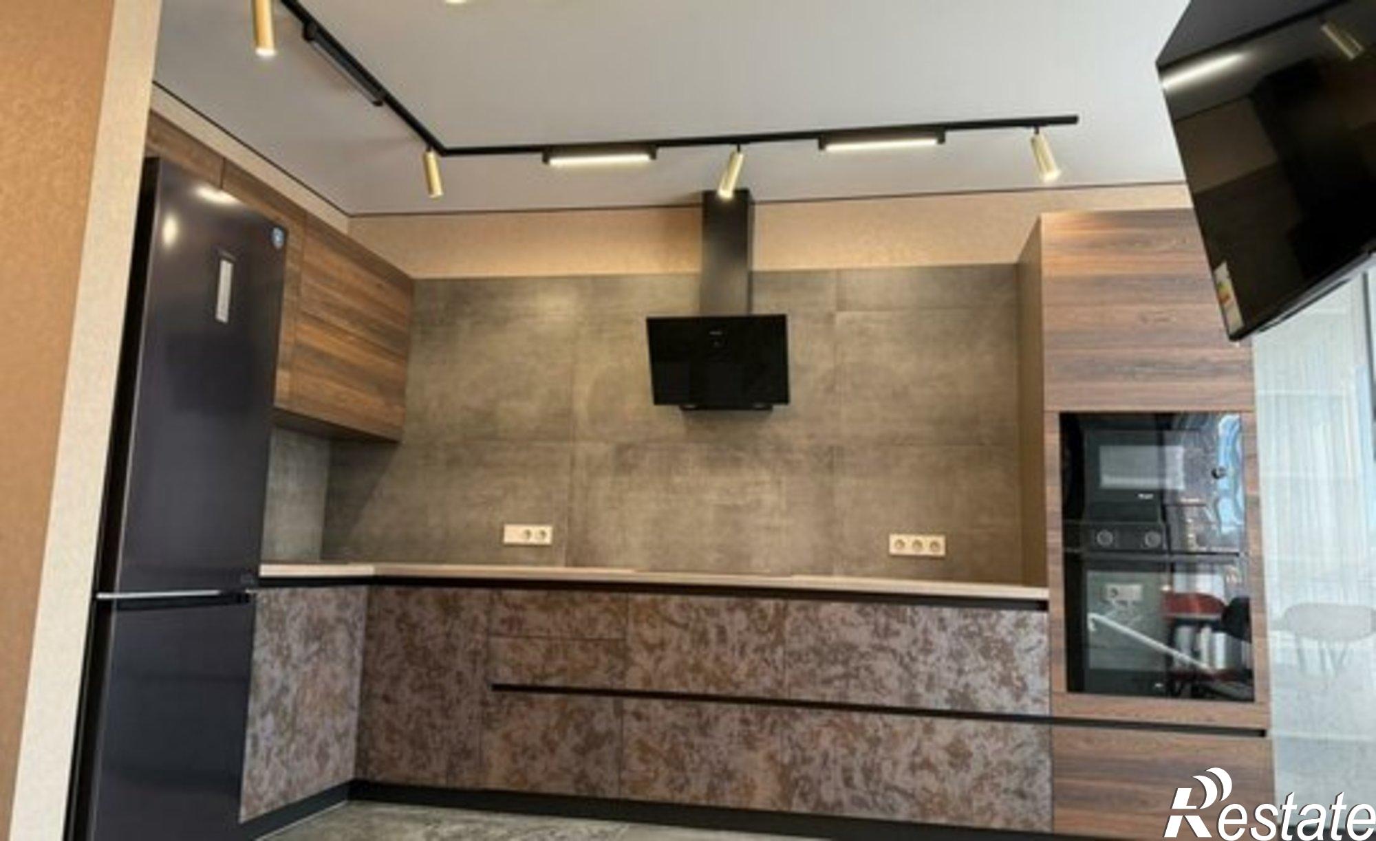 Купить квартиру за 13 500 000 рублей на Конгрессная улица, 33