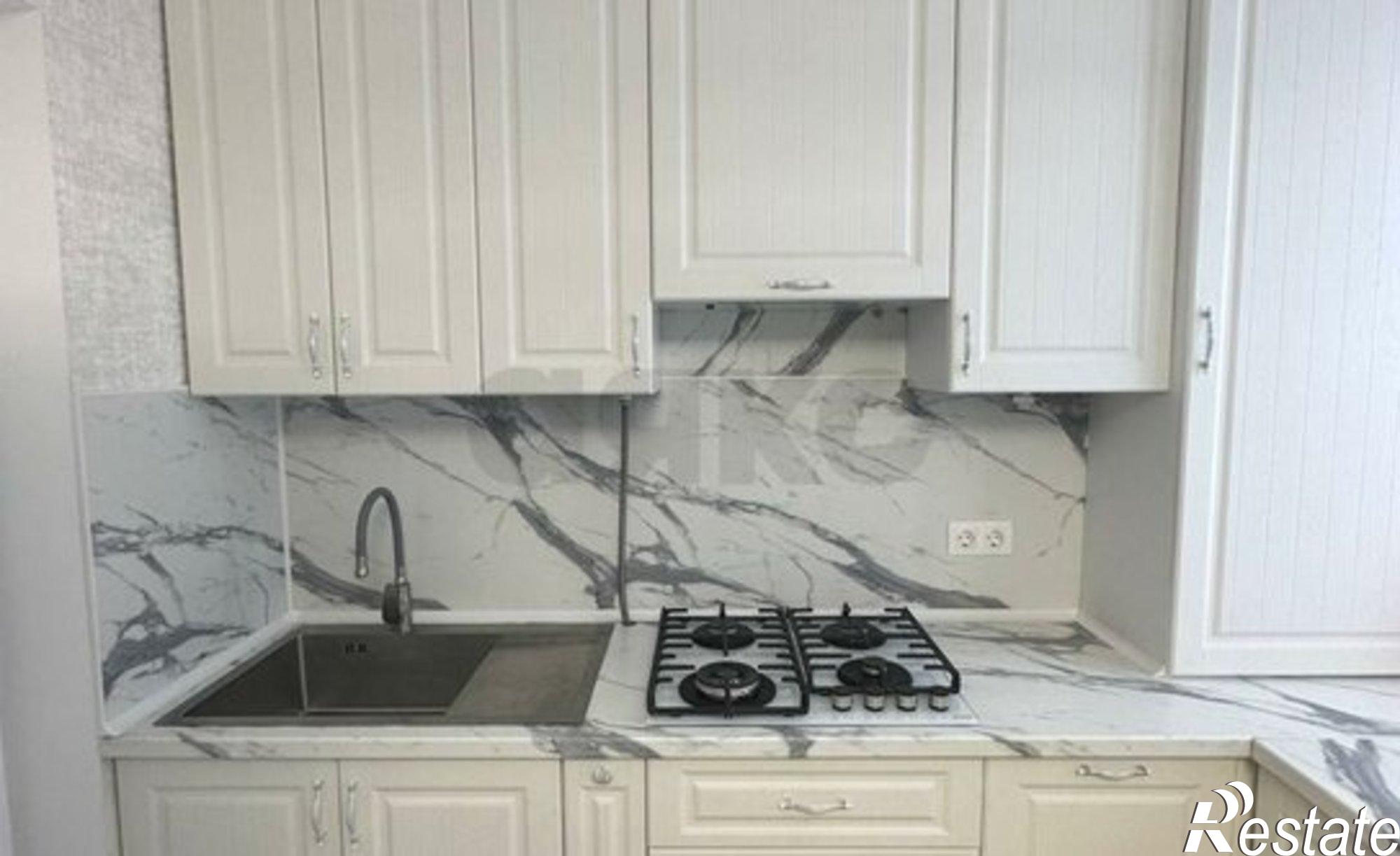 Купить квартиру за 12 000 000 рублей на ул Меланжевая, 17