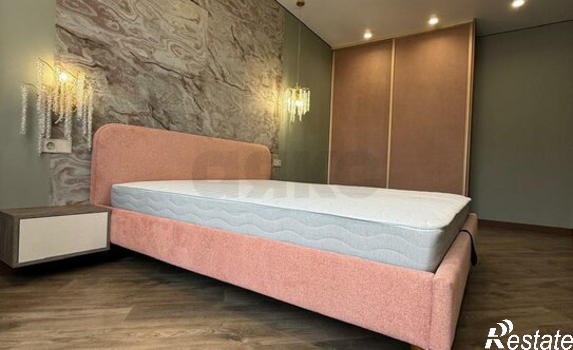 Купить квартиру за 13 500 000 рублей на Конгрессная улица, 33