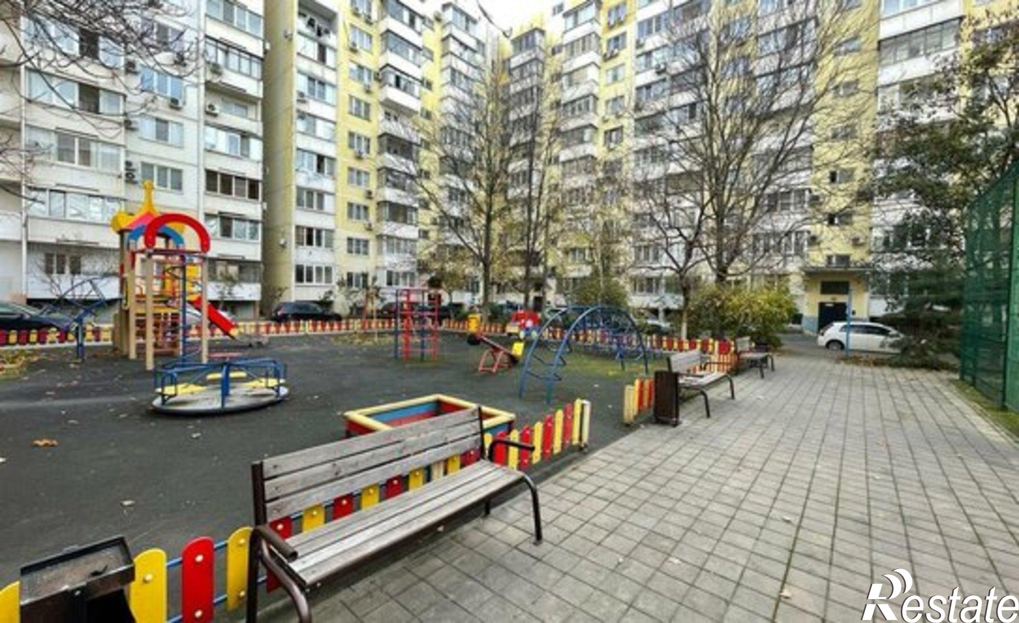 Купить квартиру за 6 000 000 рублей на Симферопольская улица, 56