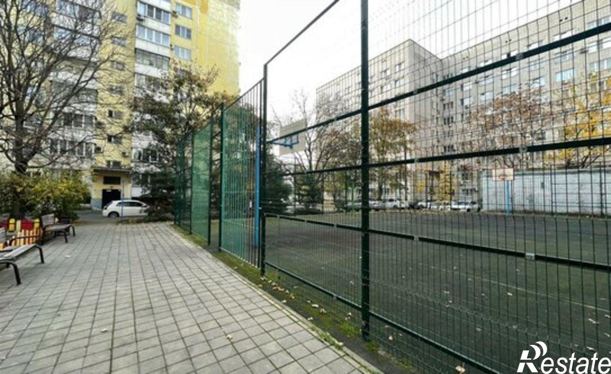 Купить квартиру за 6 000 000 рублей на Симферопольская улица, 56