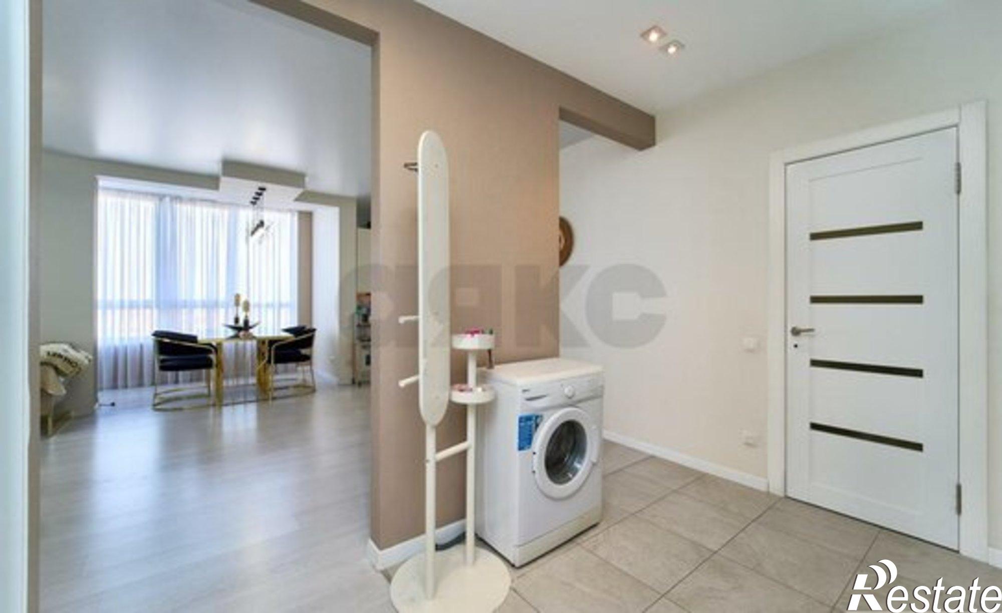 Купить квартиру за 11 000 000 рублей на ул им. Леонида Лаврова, 8 2