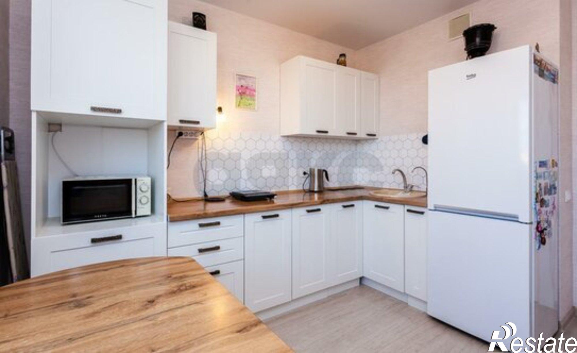 Купить квартиру за 4 570 000 рублей на улица Западный Обход, 38/1