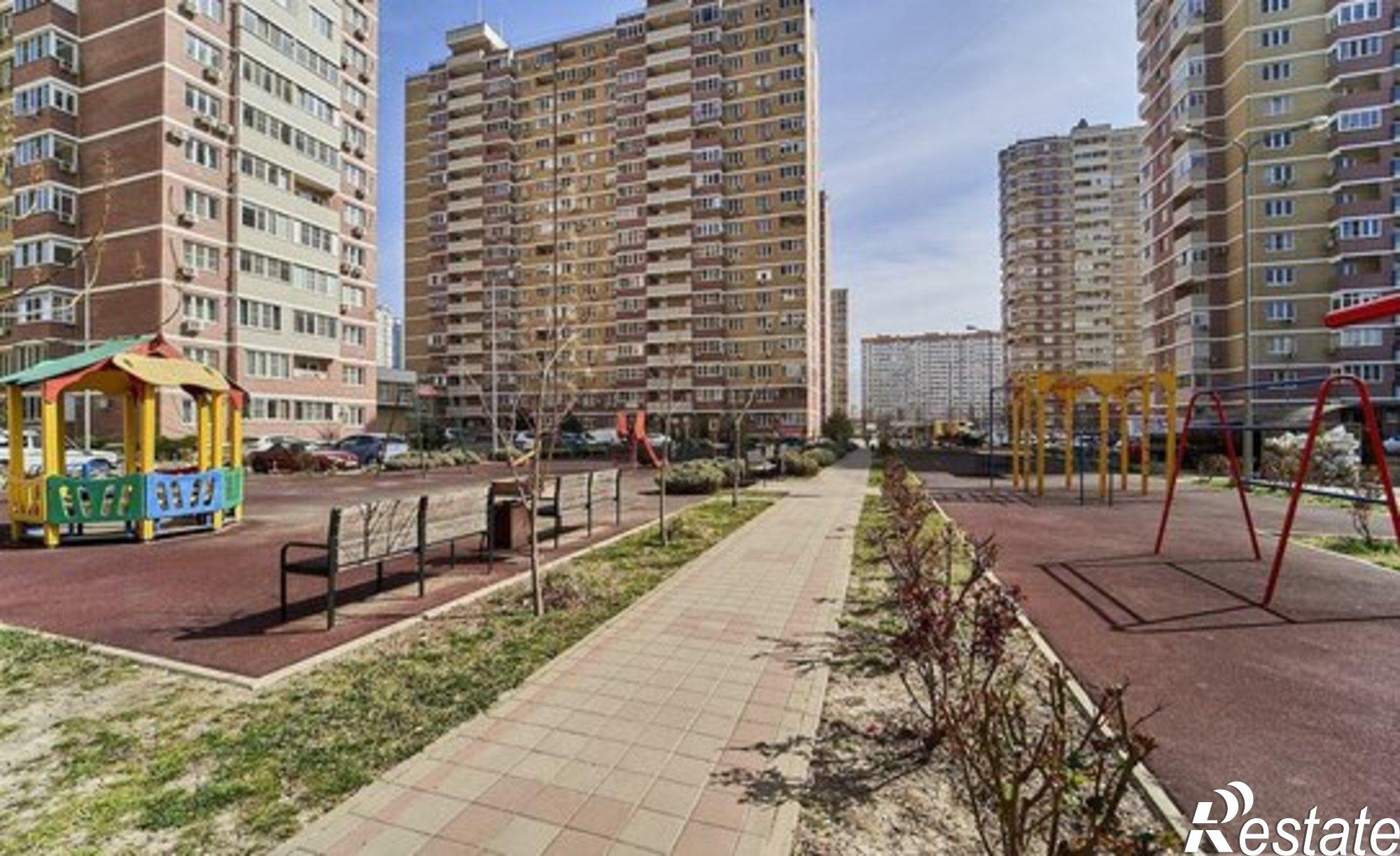 Купить квартиру за 10 000 000 рублей на ул Героев-Разведчиков, 11/5