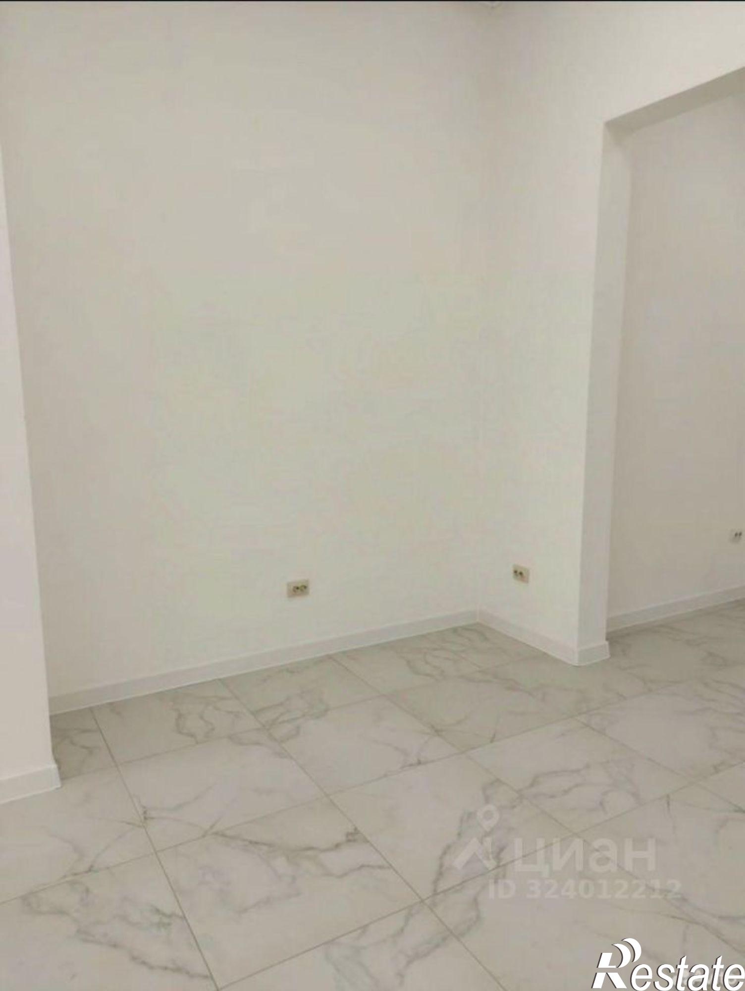 Сдать торговое помещение за 50 000 рублей на Адмиралтейский бульвар