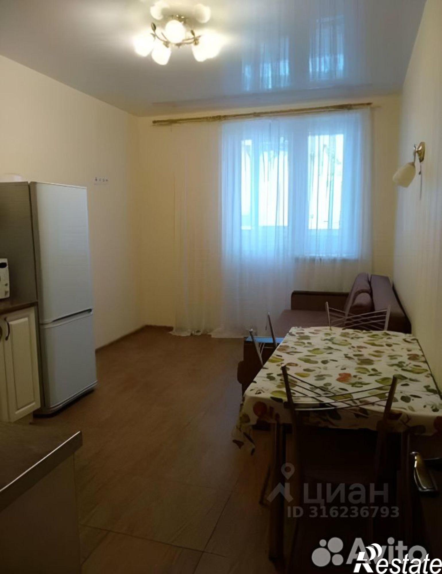 Сдать квартиру за 32 000 рублей на улица Айвазовского, 116