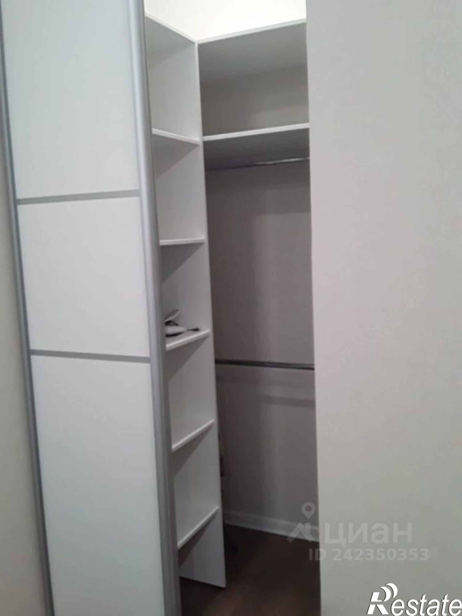 Сдать квартиру за 18 000 рублей на ул Западный Обход, 42/4