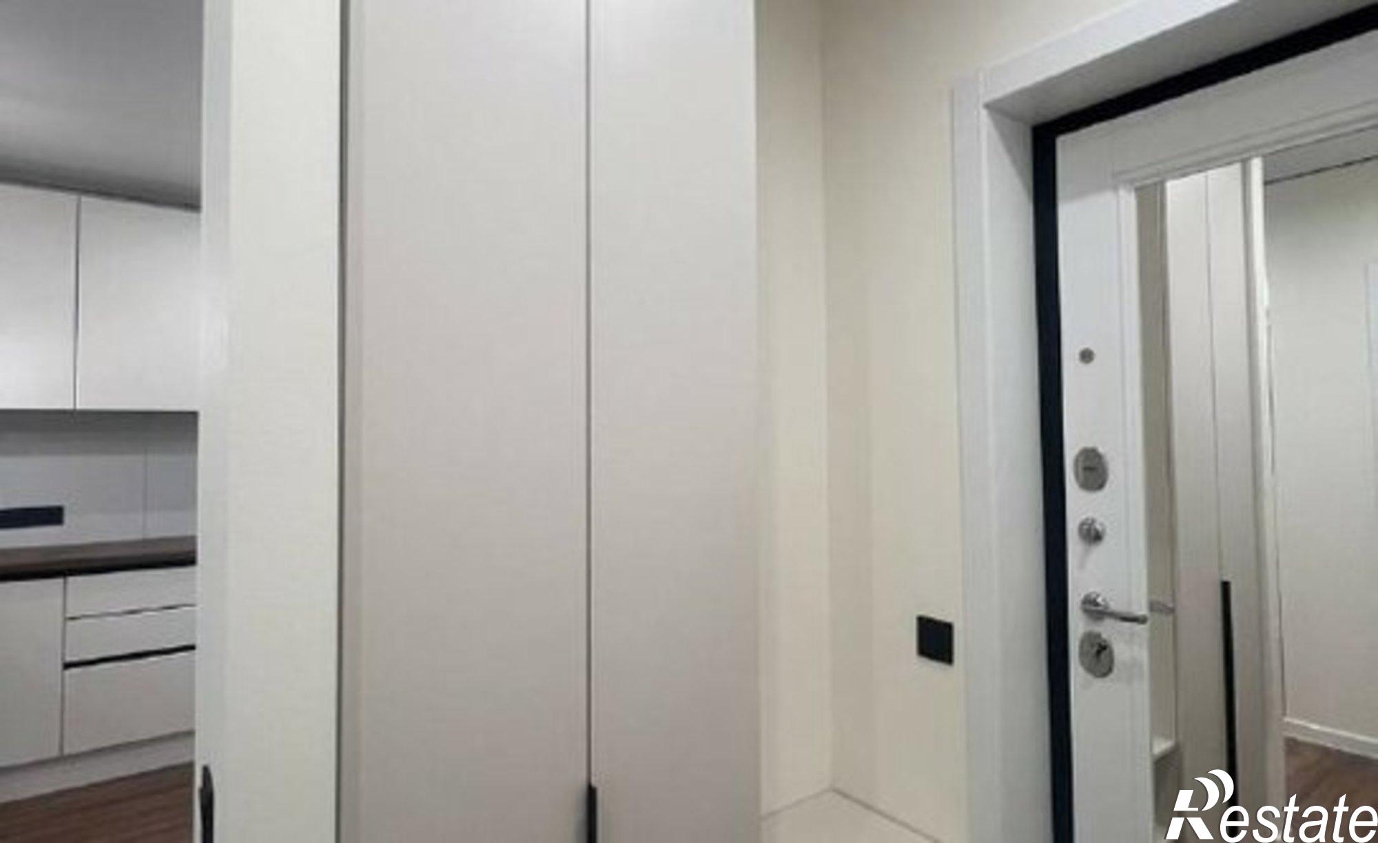 Купить квартиру за 5 100 000 рублей на улица Западный Обход, 38/1 к2