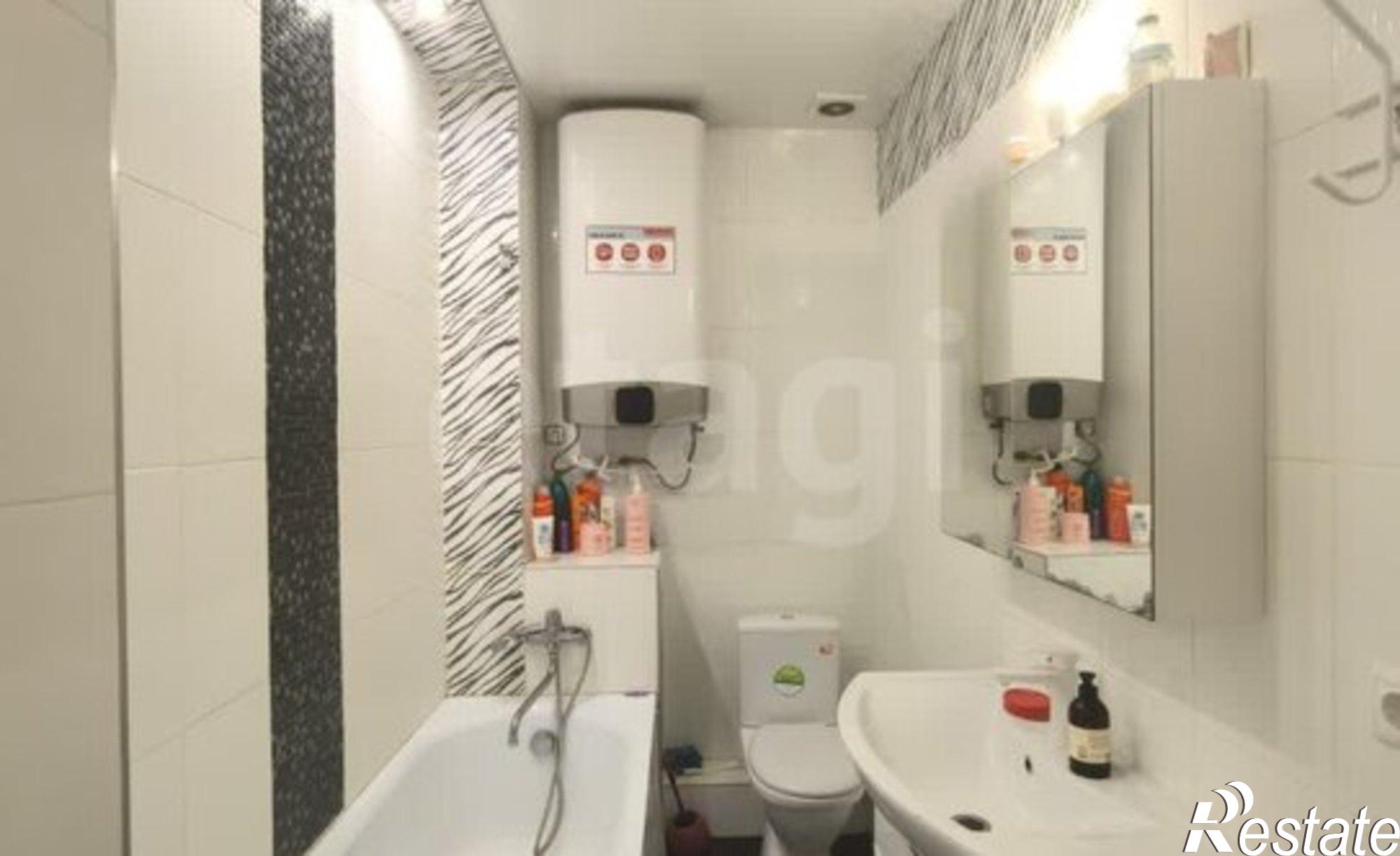 Купить квартиру за 7 100 000 рублей на улица Вавилова, 15