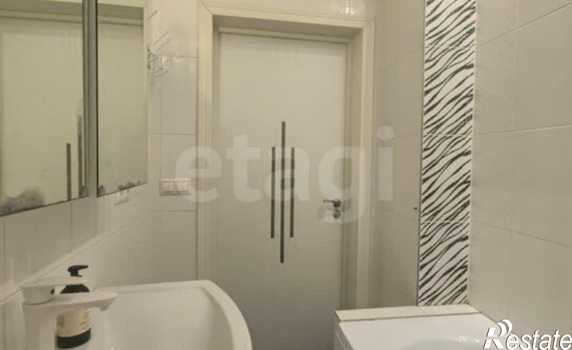 Купить квартиру за 7 100 000 рублей на улица Вавилова, 15