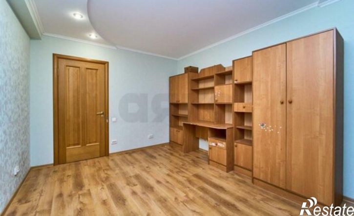 3-комн квартира улица Красных Партизан, 107,  д. 107