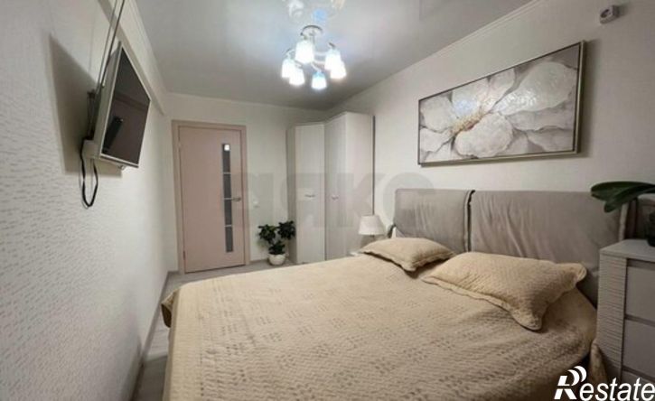 3-комн квартира улица Курчатова, 12,  д. 12