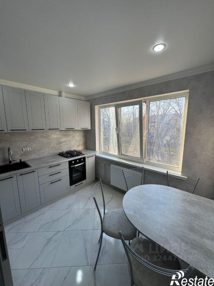 2-комн квартира улица Селезнёва, 138,  д. 138