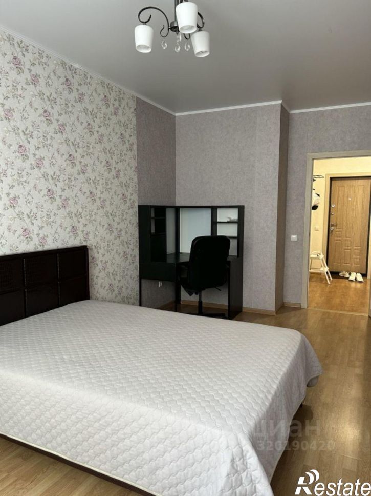 1-комн квартира ул им. 40-летия Победы, 125,  д. 125