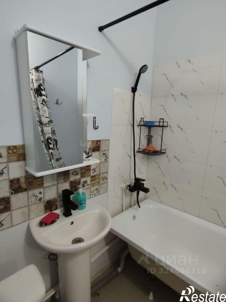 3-комн квартира ул им. генерала Петрова И.Т., 41 2,  д. 41 2,  к. 2