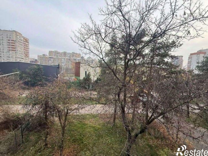 3-комн квартира пр-кт Чекистов, 3/1,  д. 3/1