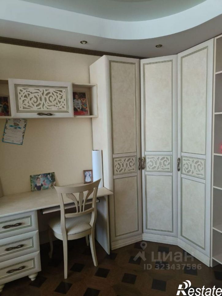 3-комн квартира ул им. Селезнева, 4/10,  д. 4/10