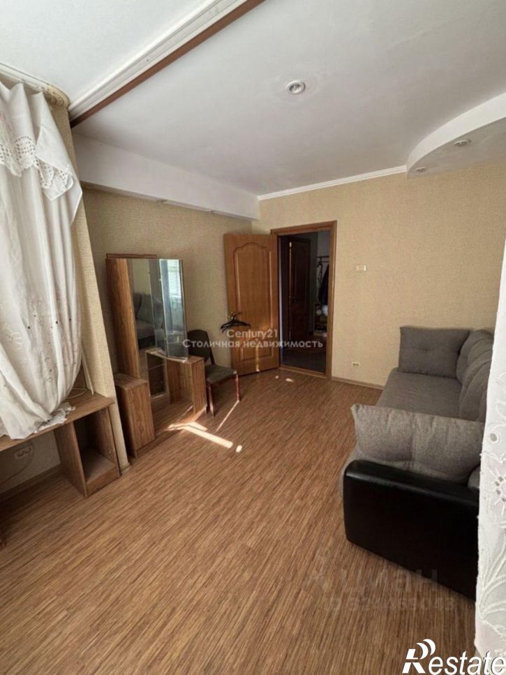 3-комн квартира ул им. 70-летия Октября, 6,  д. 6