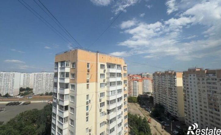 2-комн квартира улица Героя Аверкиева, 10,  д. 10