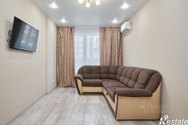 1-комн квартира ул им. Героя Яцкова И.В., 10,  д. 10