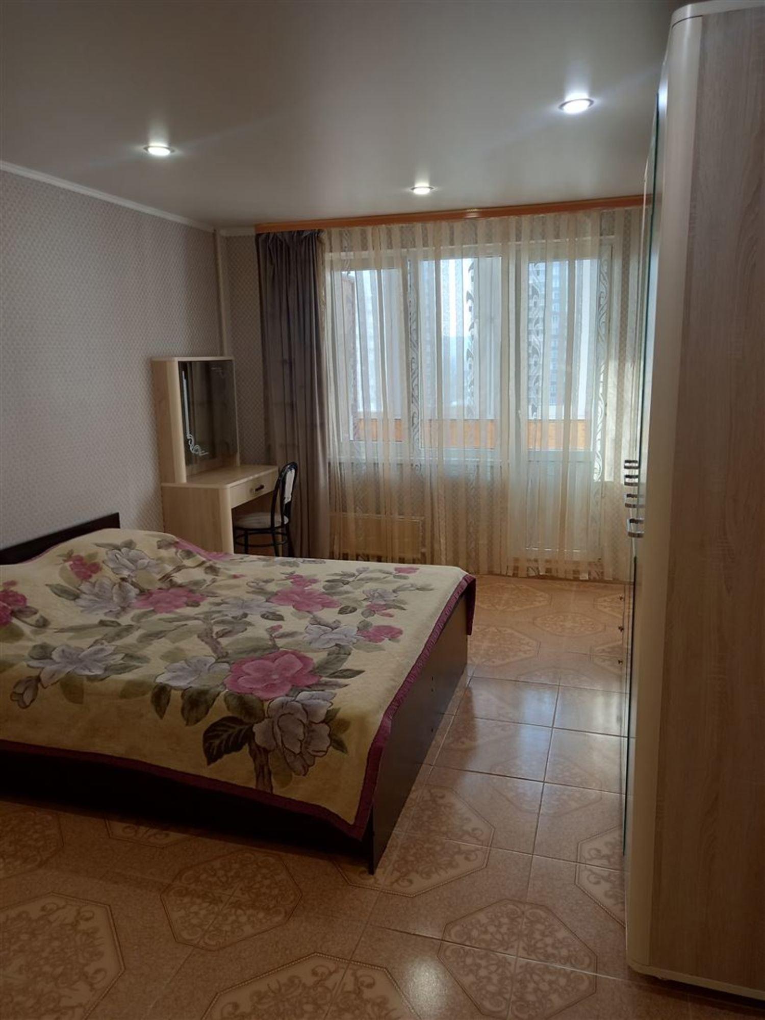 Сдать квартиру за 25 000 рублей на ул им. 40-летия Победы, д. 146/7