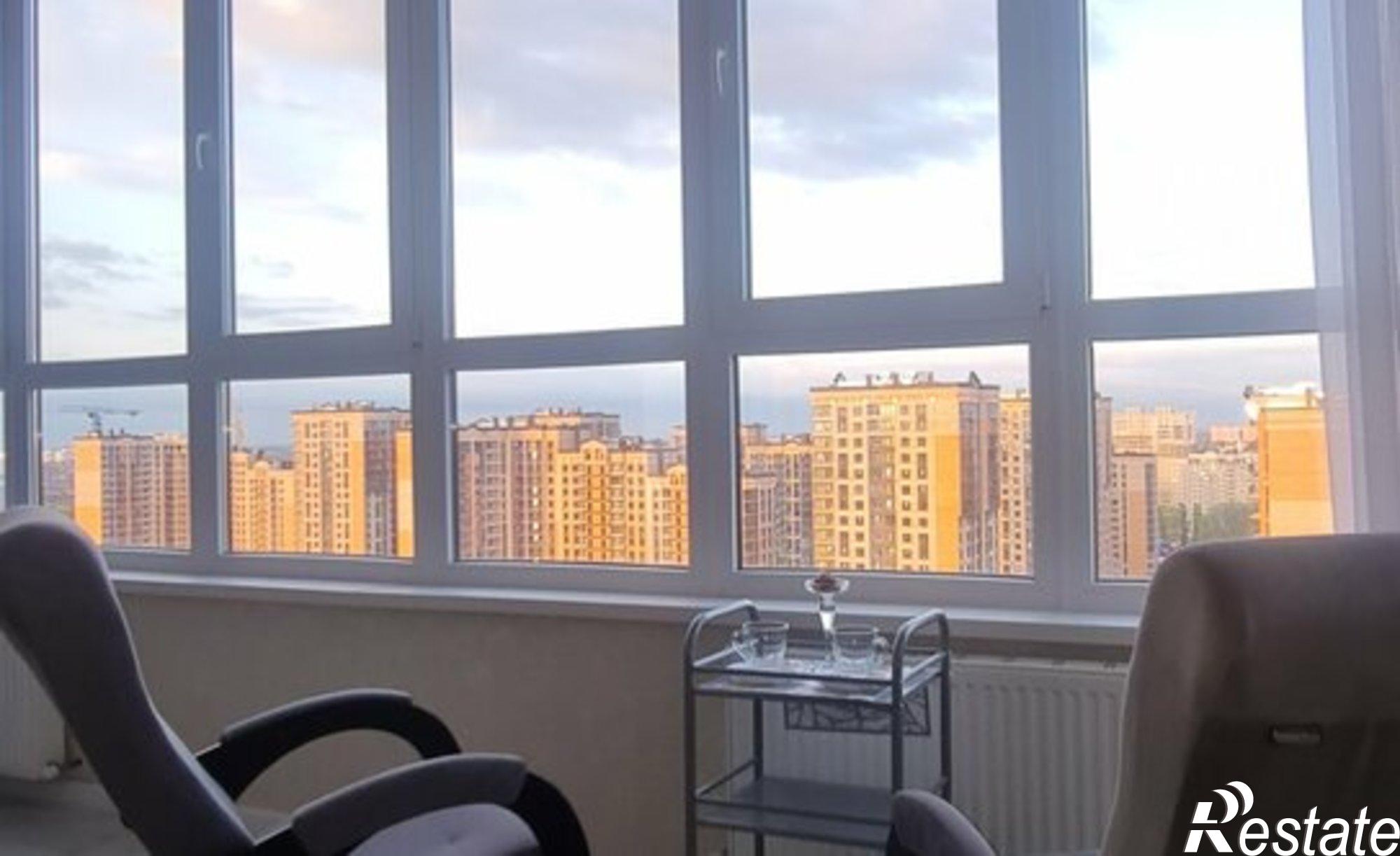 Купить квартиру за 6 800 000 рублей на Конгрессная улица, 41