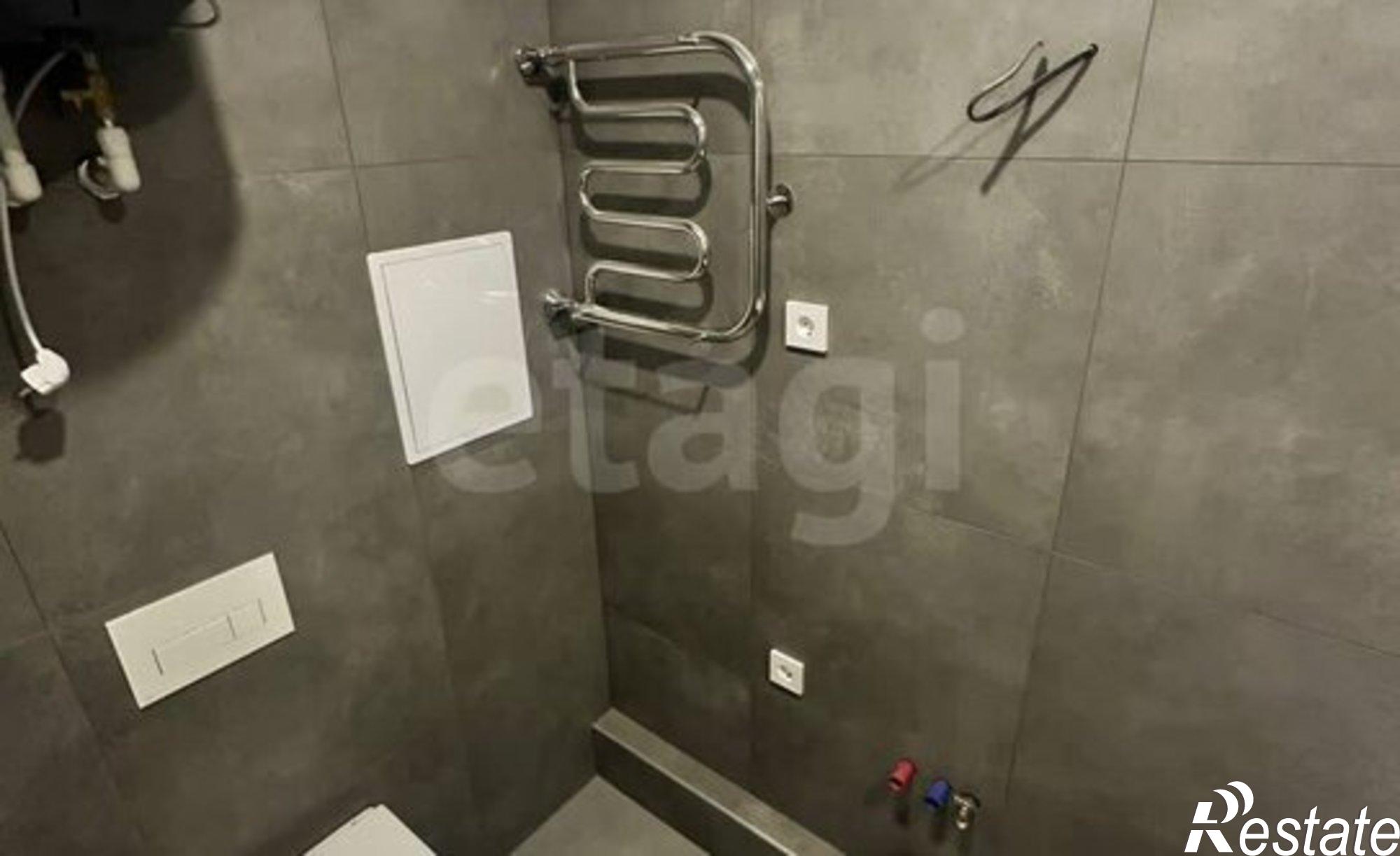 Купить квартиру за 4 200 000 рублей на ул Командорская, 3 2