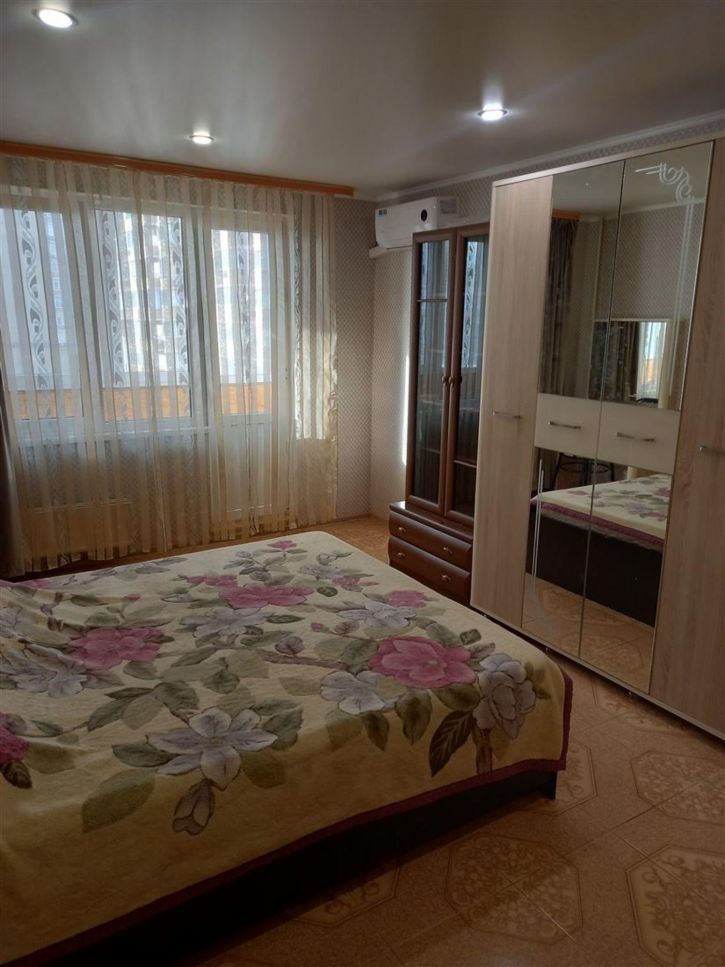 1-комн квартира ул им. 40-летия Победы, д. 146/7