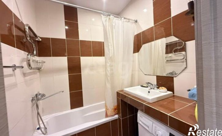 2-комн квартира ул Сормовская, 214,  д. 214