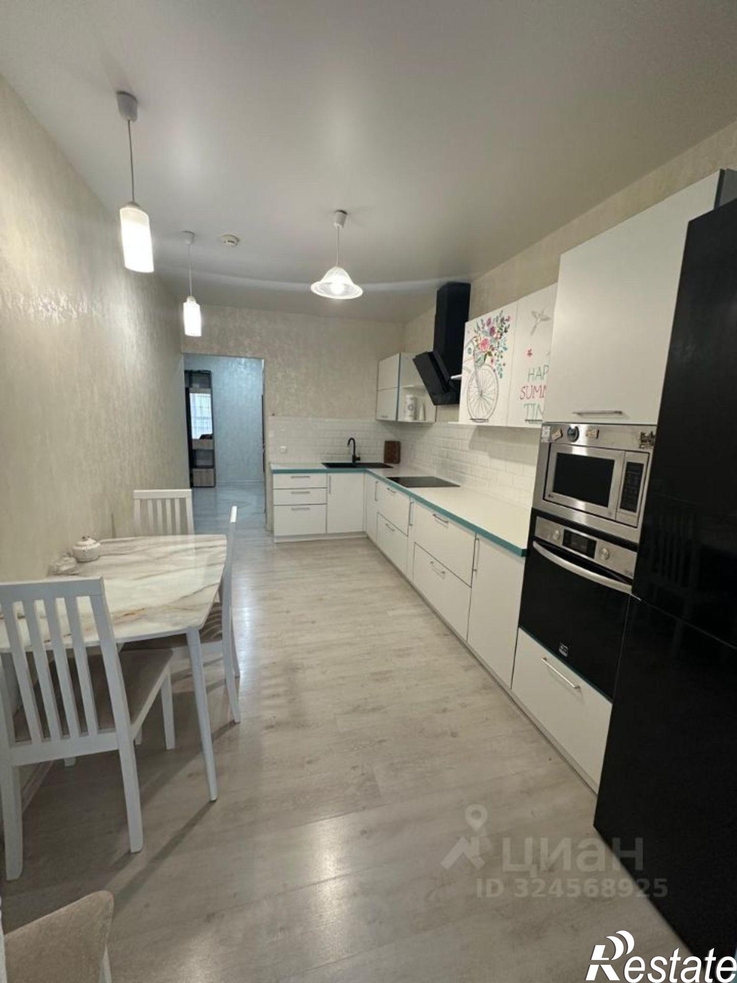 Сдать квартиру за 40 000 рублей на ул Красная, 176 5/1