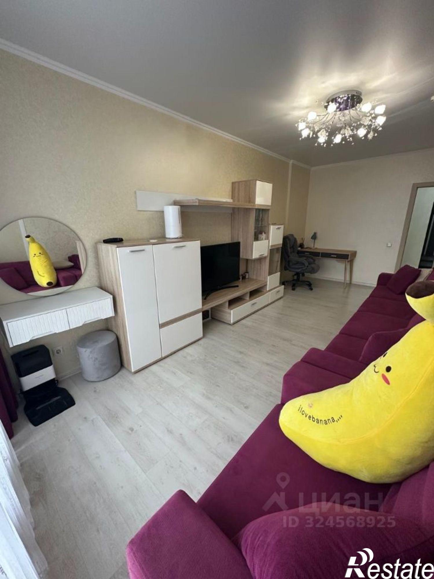 Сдать квартиру за 40 000 рублей на ул Красная, 176 5/1