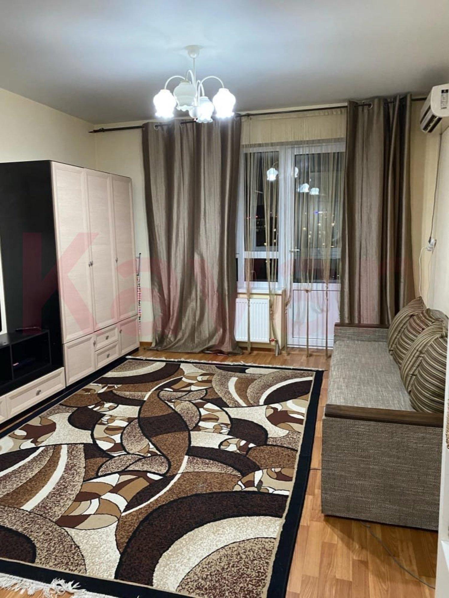 Сдать студию за 21 000 рублей на 1-го Мая ул.