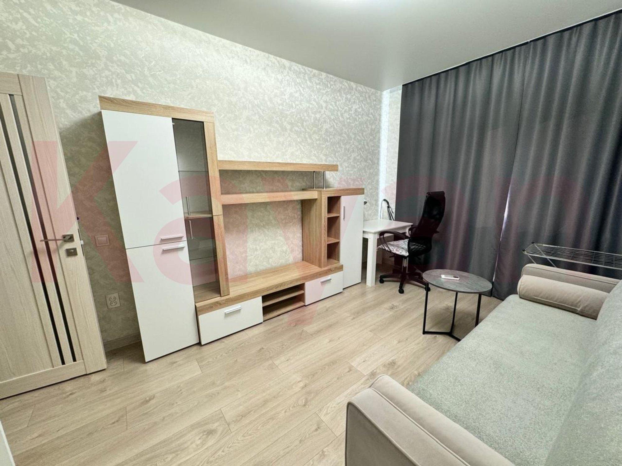 Сдать квартиру за 28 000 рублей на им. Героя Георгия Бочарникова ул.