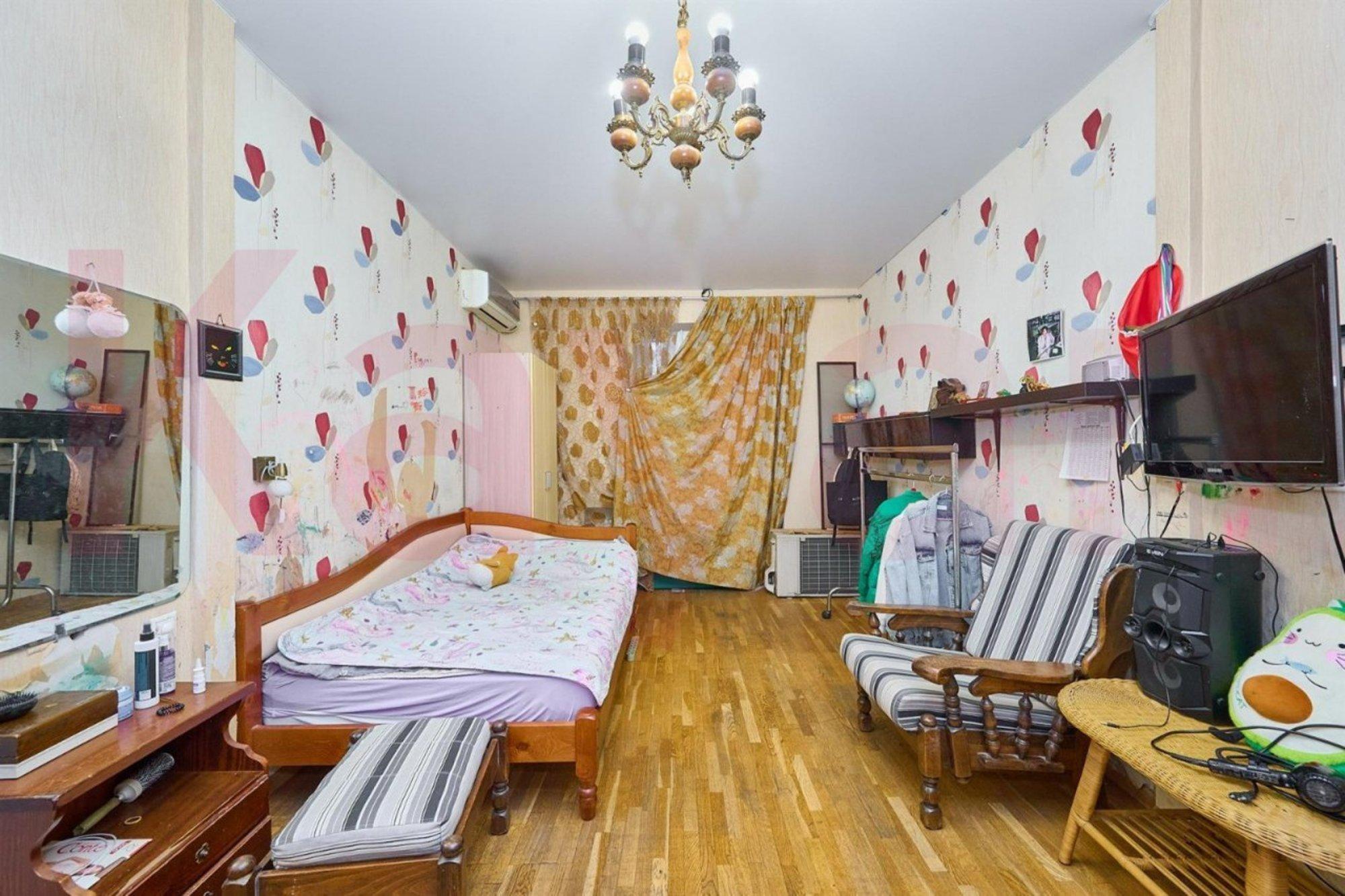 Купить квартиру за 29 990 000 рублей на Красная ул.