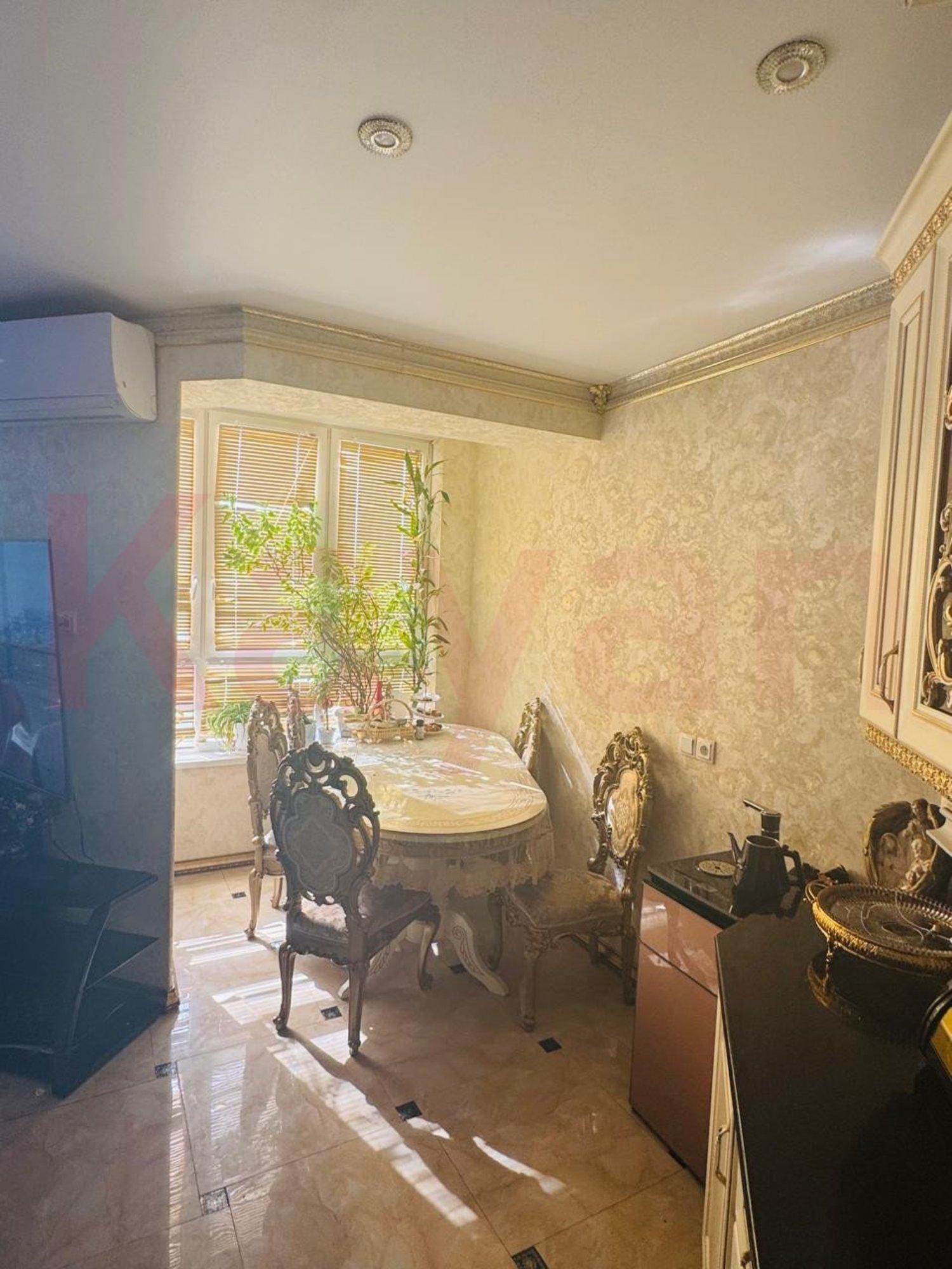 Купить квартиру за 10 500 000 рублей на им. Леонида Лаврова проезд