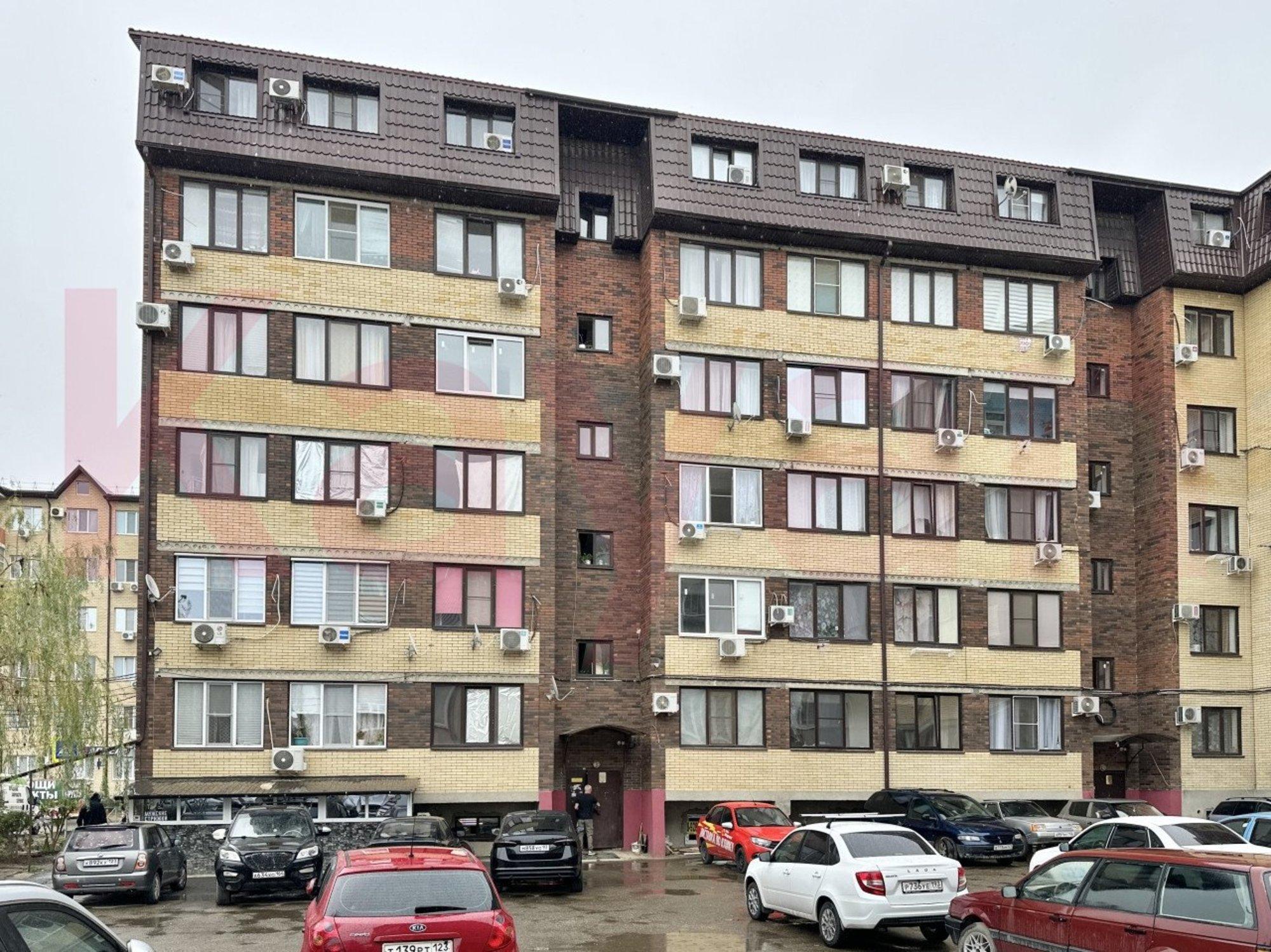 Купить студию за 2 950 000 рублей на Тепличная ул.
