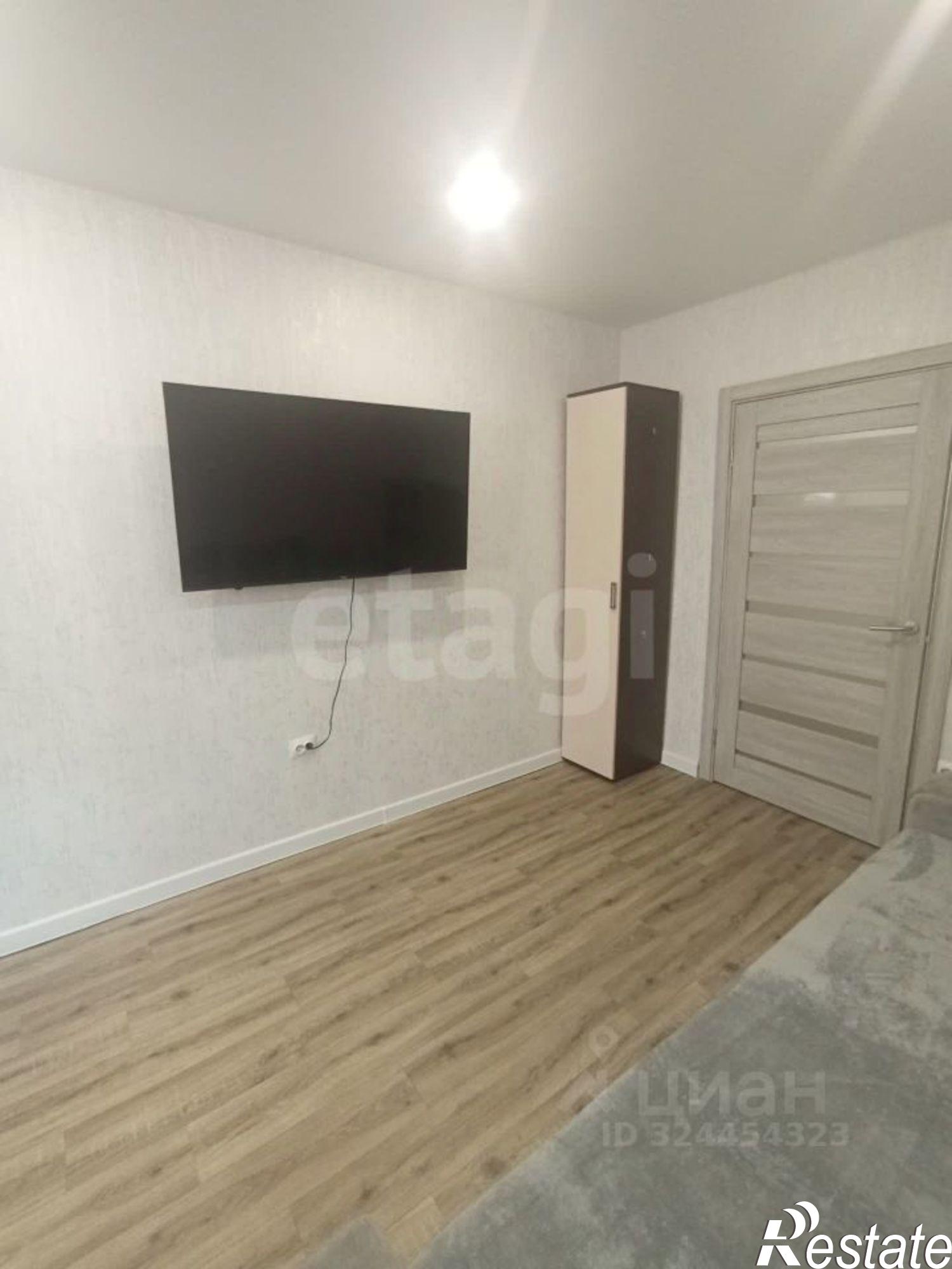 Сдать квартиру за 35 000 рублей на проспект Писателя Знаменского, 9 к2