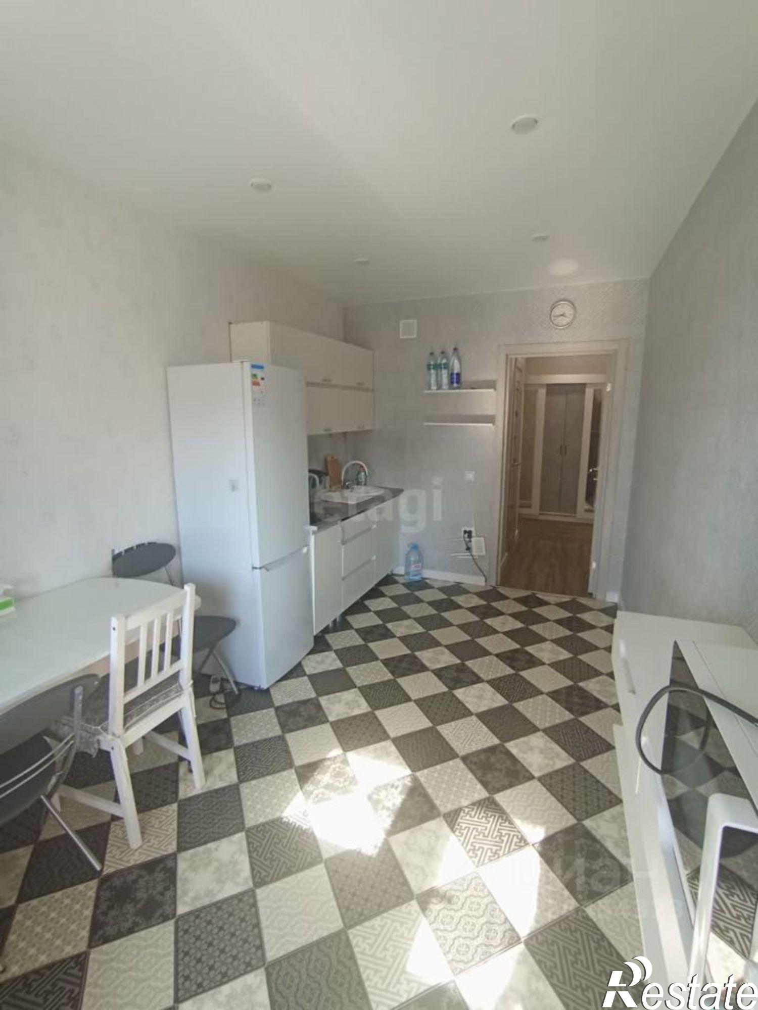 Сдать квартиру за 35 000 рублей на проспект Писателя Знаменского, 9 к2