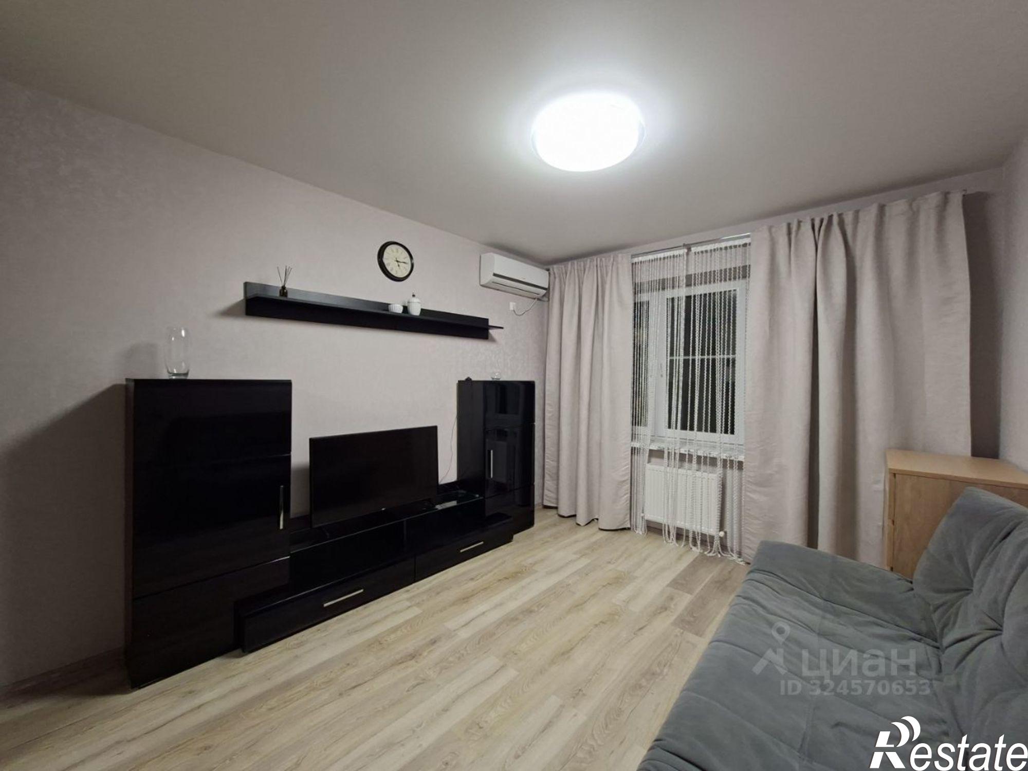 Сдать квартиру за 25 000 рублей на ул им. Героя Георгия Бочарникова, 3